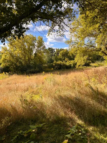 $639,900 | 14801 60th Street, Bristol, WI 53104