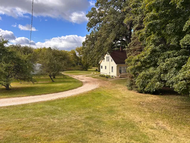 $639,900 | 14801 60th Street, Bristol, WI 53104