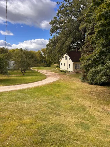 $639,900 | 14801 60th Street, Bristol, WI 53104