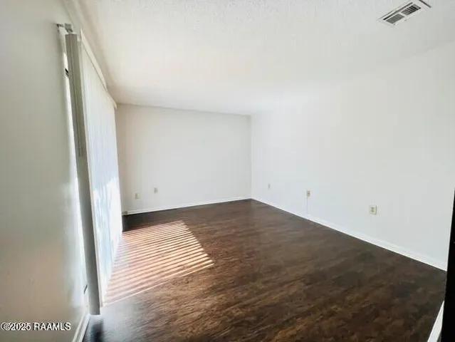 $325,000 | 300 Fox Run Avenue, Lafayette, LA 70508