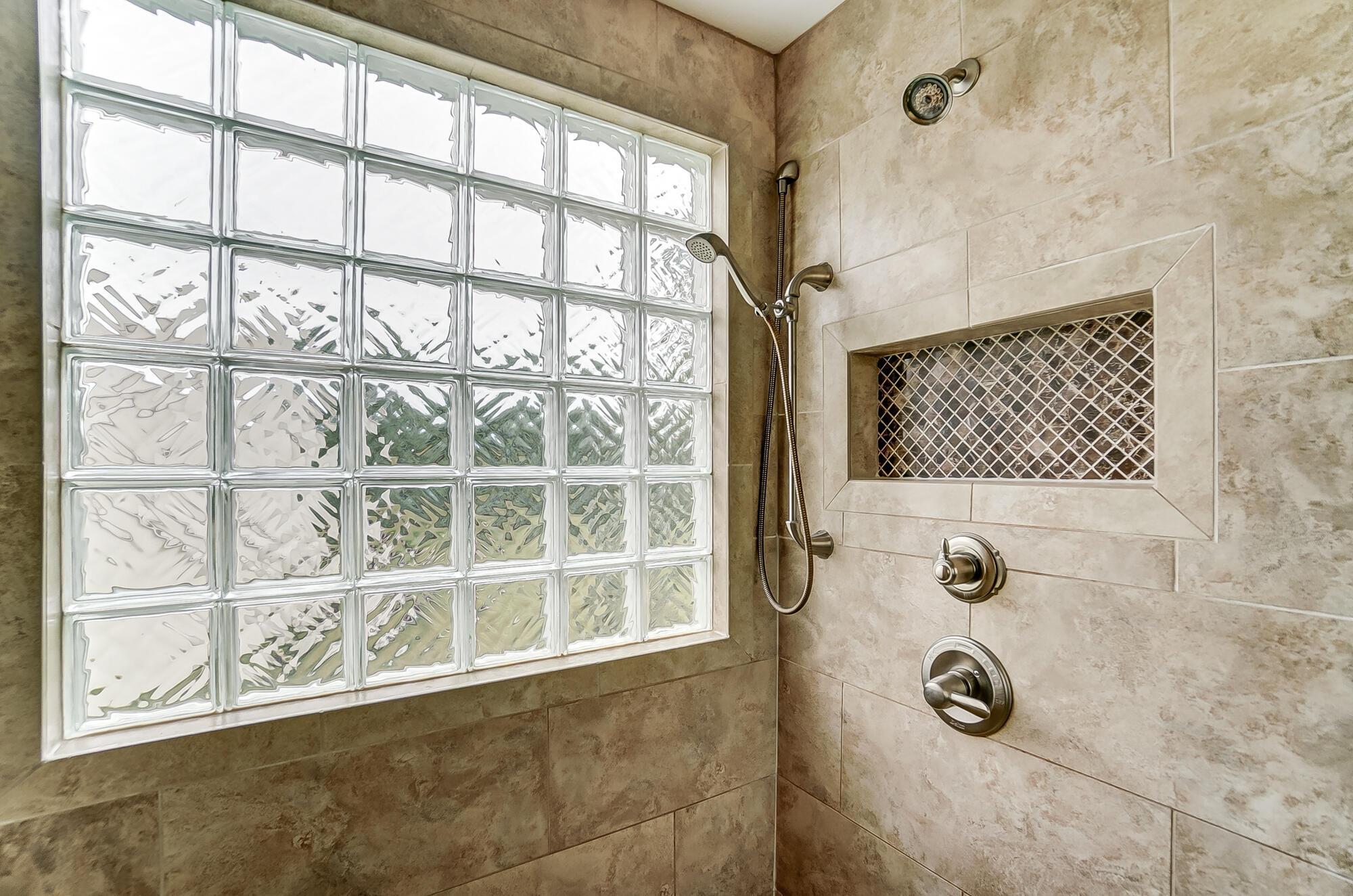 7440 Rolling Ridge Way Westerville, OH 43082 - Photo 51 of 85 Owner's Bathroom