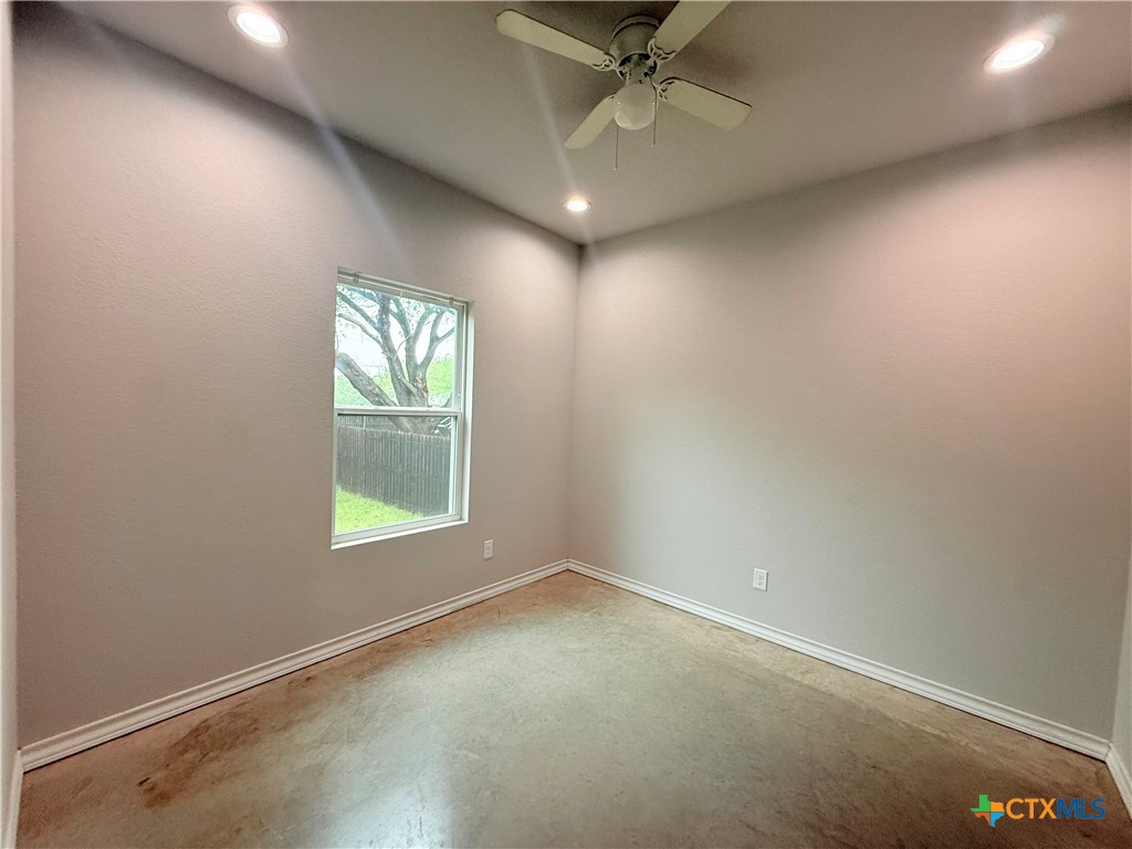 607 East Martindale Road, Unit B Seguin, TX 78155 - Photo 6 of 10