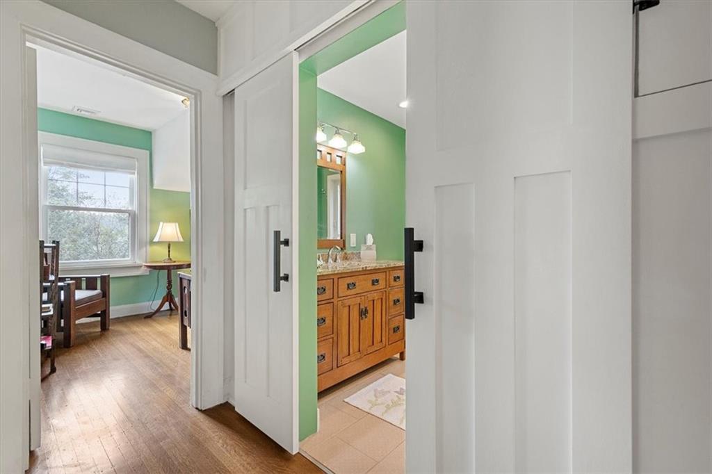 533 Hamilton Road Pittsburgh, PA 15205 - Photo 15 of 24 Gallery Image 15