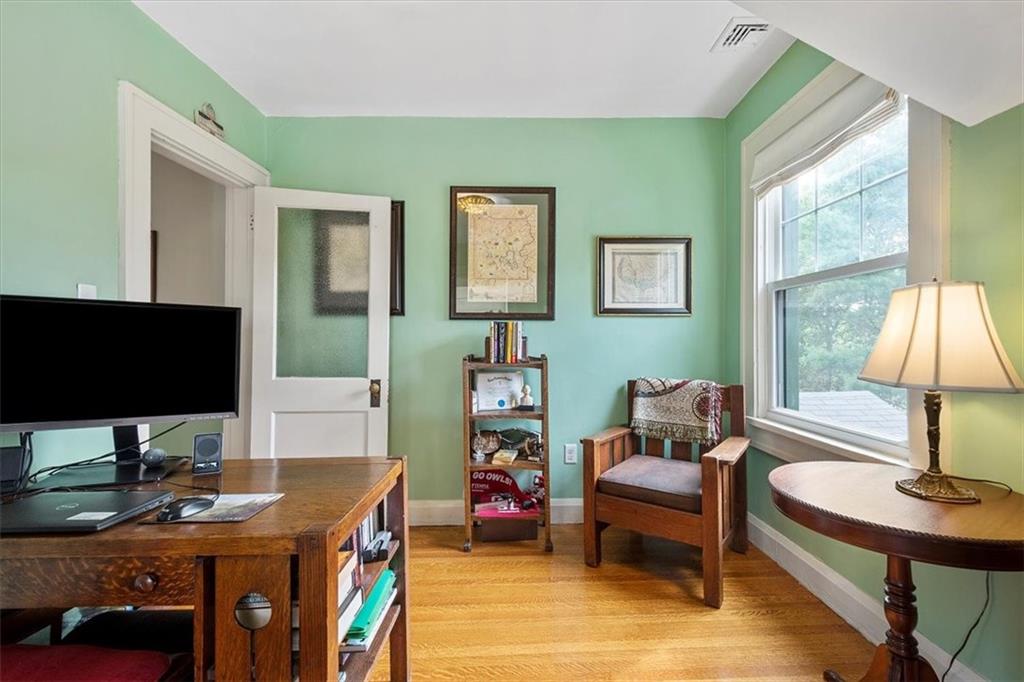 533 Hamilton Road Pittsburgh, PA 15205 - Photo 17 of 24 Gallery Image 17