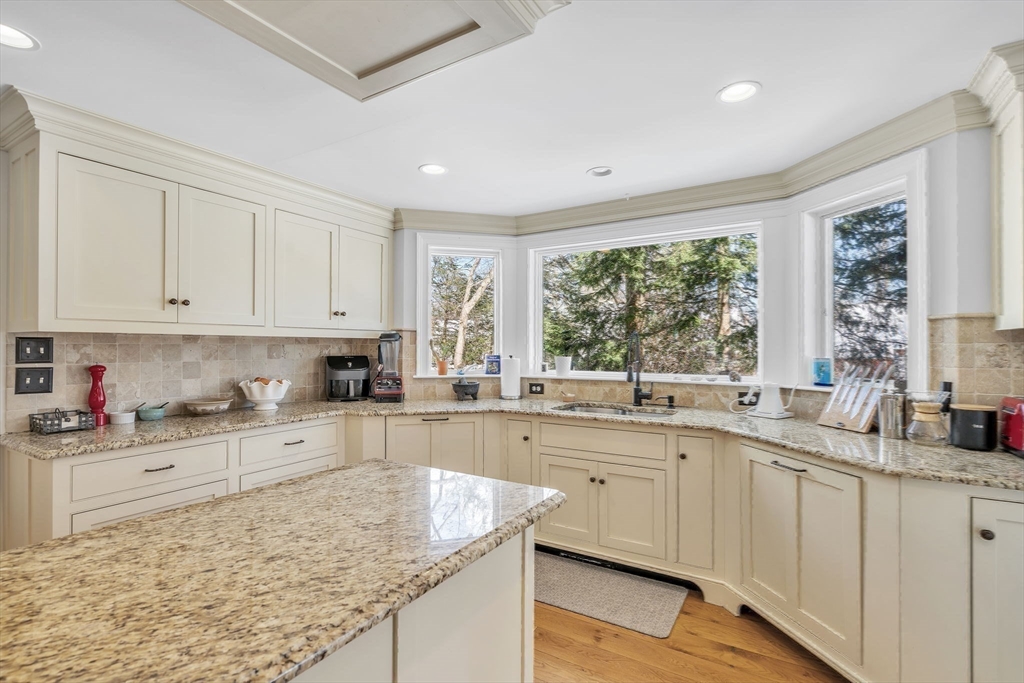 491 Main Street Acton, MA 01720 - Photo 7 of 41