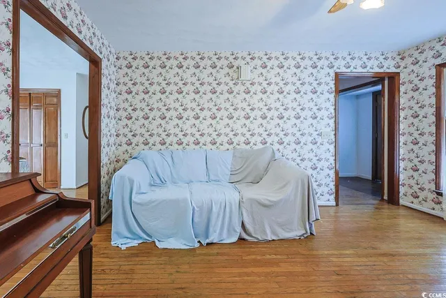 $392,990 | 5704 North Kings Highway, Myrtle Beach, SC 29577