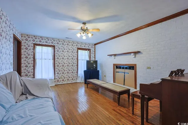 $392,990 | 5704 North Kings Highway, Myrtle Beach, SC 29577