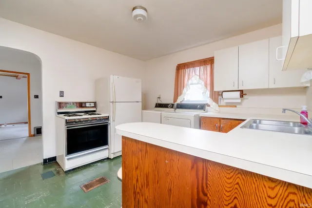 $1,100 | 3117 Oswego Avenue, Fort Wayne, IN 46805