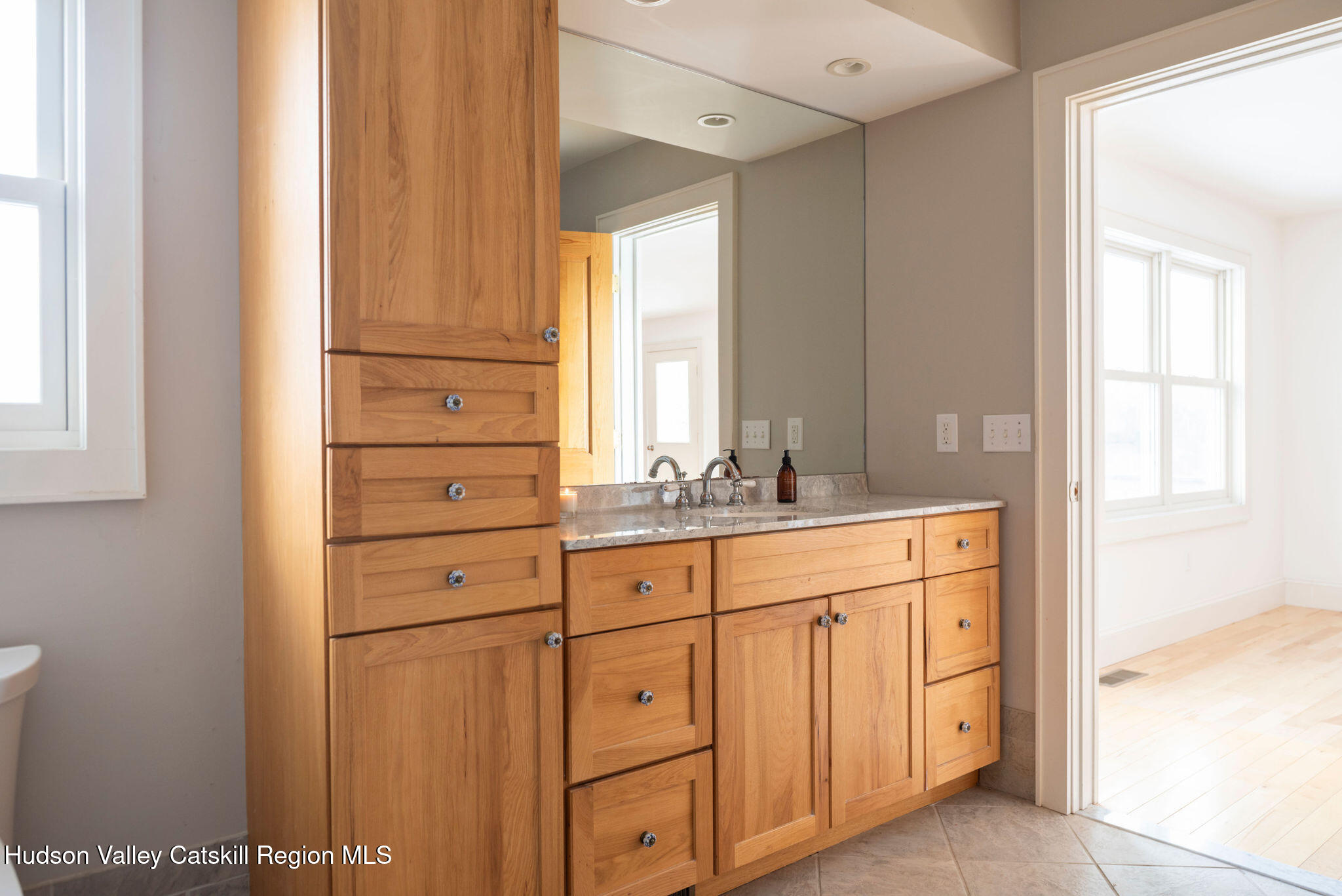 573 South Mill Road Rhinebeck, NY 12572 - Photo 13 of 20 13