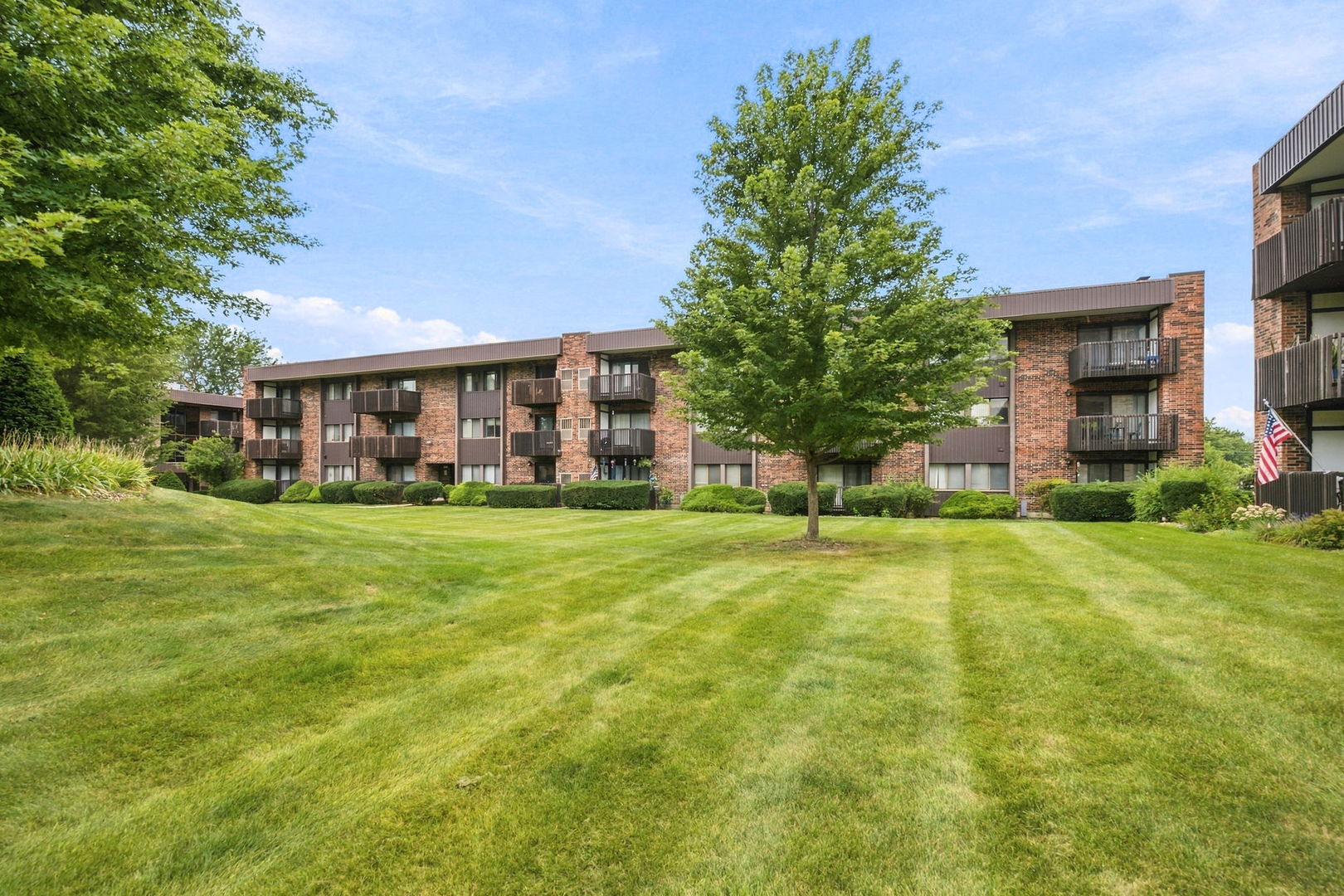 1503 Woodbridge Road, Unit 2G Joliet, IL 60436 - Photo 27 of 31 Gallery Image 27