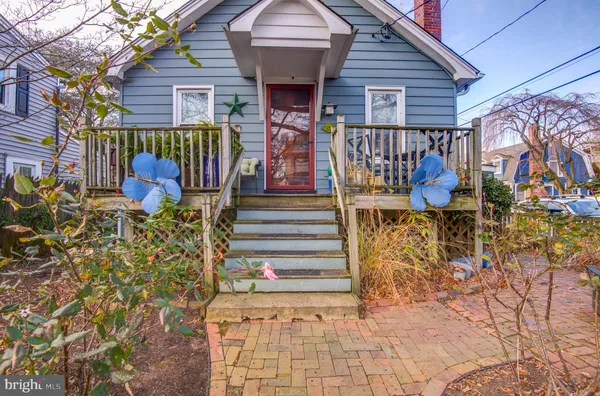 $999,900 | 200 Chesapeake Avenue, Annapolis, MD 21403