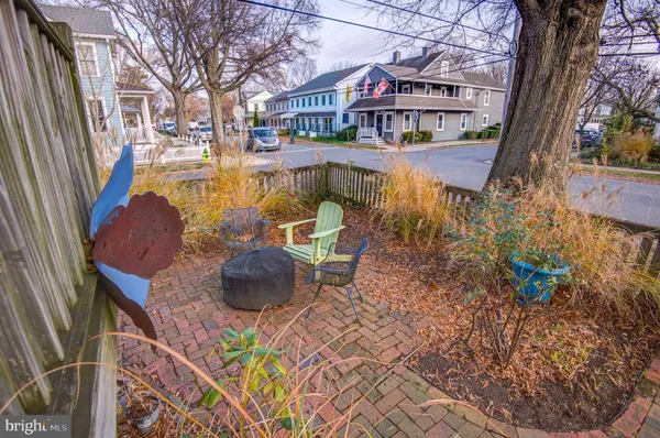 $935,000 | 200 Chesapeake Avenue, Annapolis, MD 21403