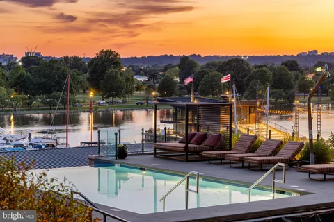$1,649,000 | 45 Sutton Square Southwest, Unit 406, Washington, DC 20024