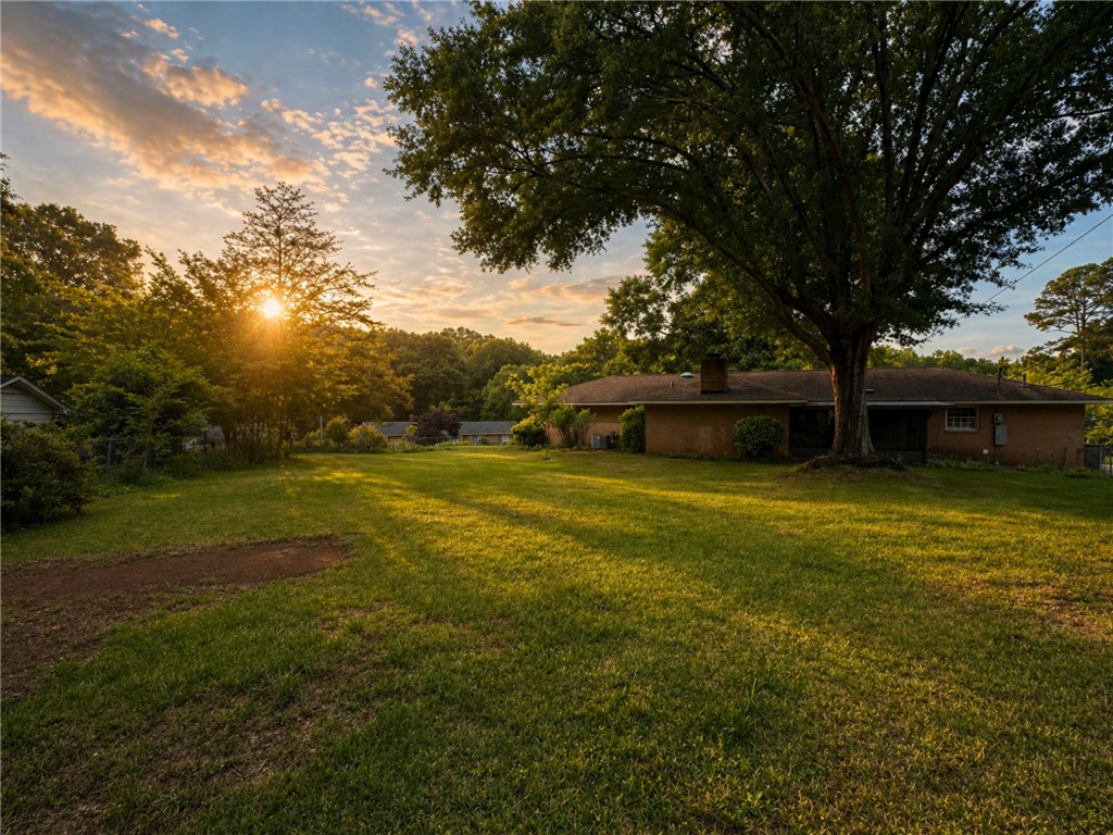 611 Heyward Road Anderson, SC 29621 - Photo 41 of 41 Back Yard Evening