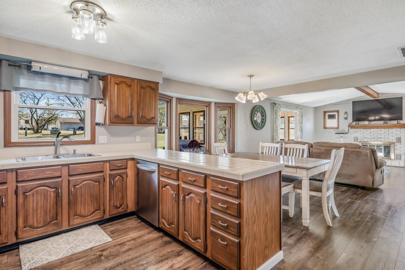 9616 Reindeer Road Fort Wayne, IN 46804 - Photo 11 of 31