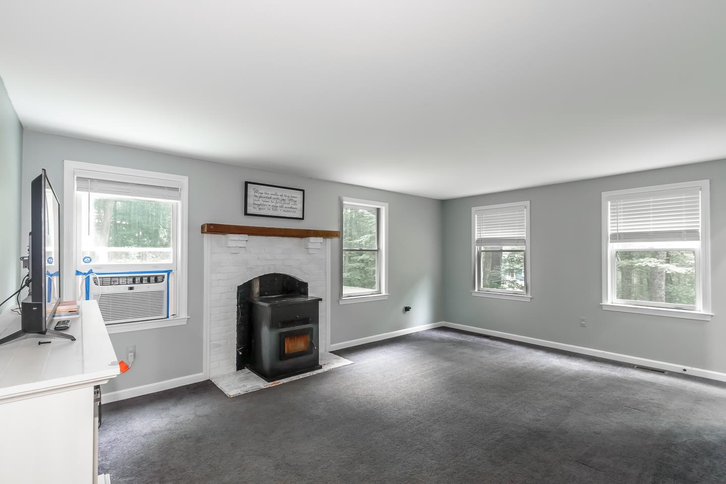 429 Mason Road Milford, NH 03055 - Photo 8 of 38