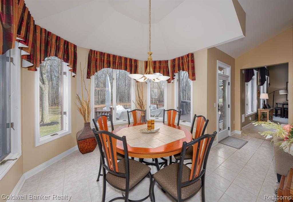 3849 Walnut Brook Drive Rochester Hills, MI 48309 - Photo 23 of 64