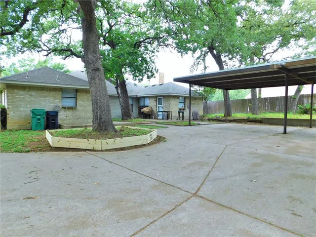 $1,495 | 2212 Bolivar Street, Denton, TX 76201