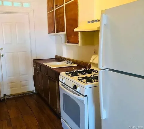 $724,999 | 32-28 61st Street | Woodside