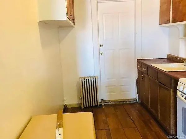 $724,999 | 32-28 61st Street | Woodside