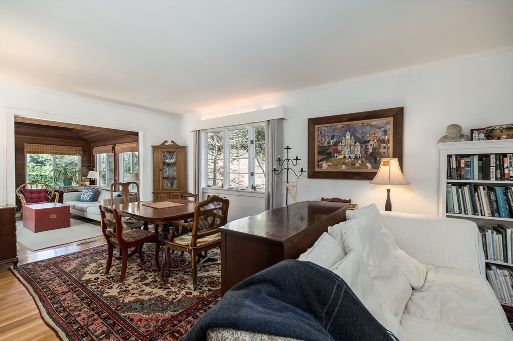 5 Victoria Road Manchester, MA 01944 - Photo 5 of 13