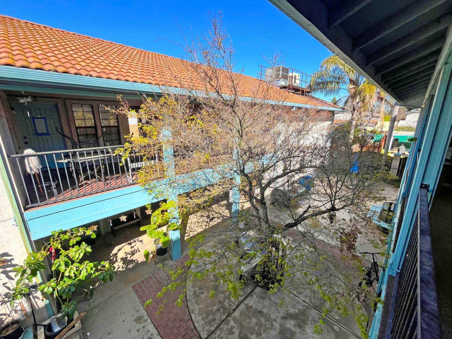 865 North Mitchell Ave  