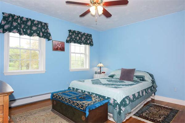 95 Freeman Road Charlton, MA 01507 - Photo 24 of 25