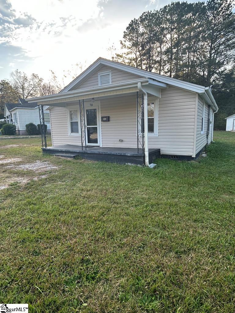 104 Hunter St Extension Abbeville, SC 29620 - Photo 1 of 11
