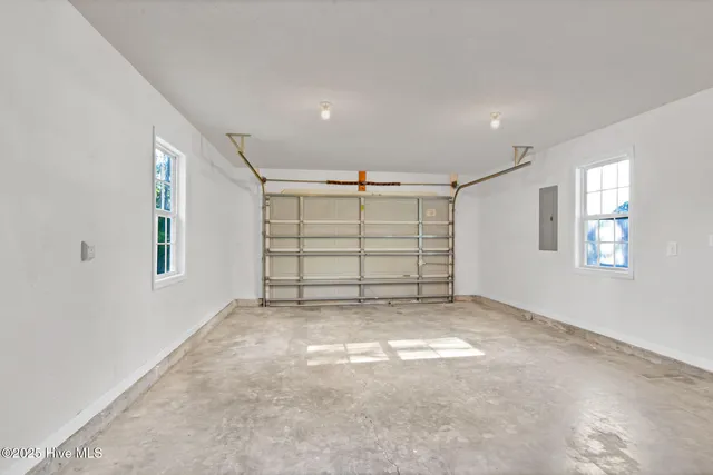 $1,400 | 117 Foxlair Drive, Hubert, NC 28539