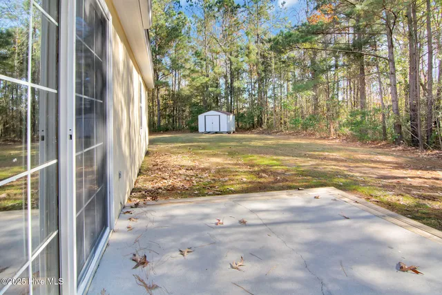$1,400 | 117 Foxlair Drive, Hubert, NC 28539