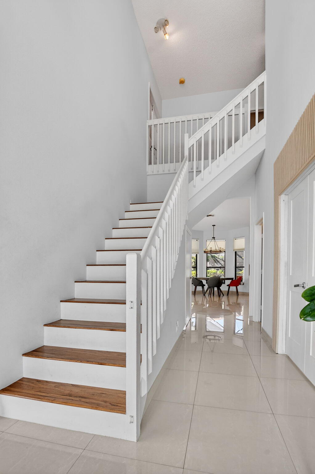 10058 Umberland Place Boca Raton, FL 33428 - Photo 7 of 55 8-web-or-mls-DSC_6431