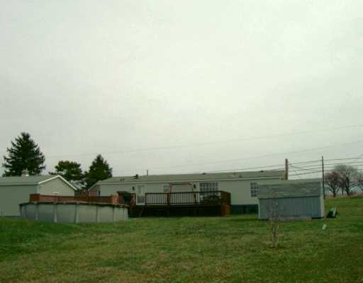 185 Cemetery Road Vanderbilt, PA 15486 - Photo 5 of 7