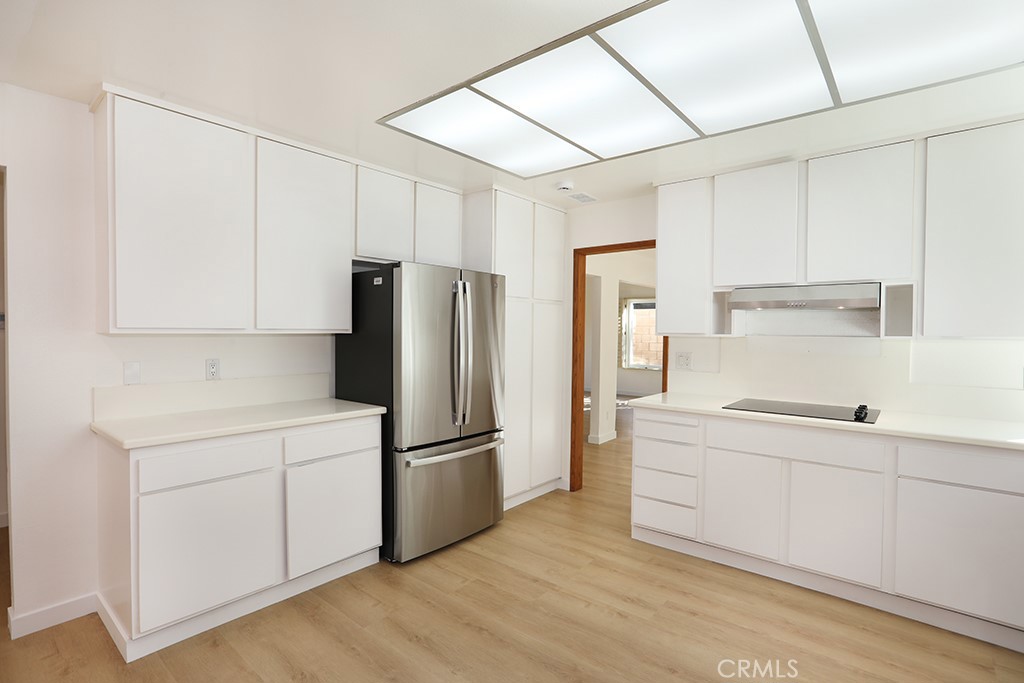 21161 Poston Lane Huntington Beach, CA 92646 - Photo 13 of 55