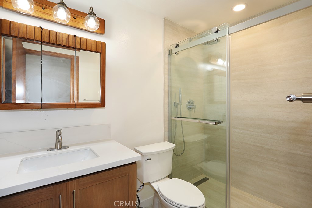 21161 Poston Lane Huntington Beach, CA 92646 - Photo 20 of 55