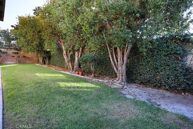 $6,600 | 21161 Poston Lane, Huntington Beach, CA 92646