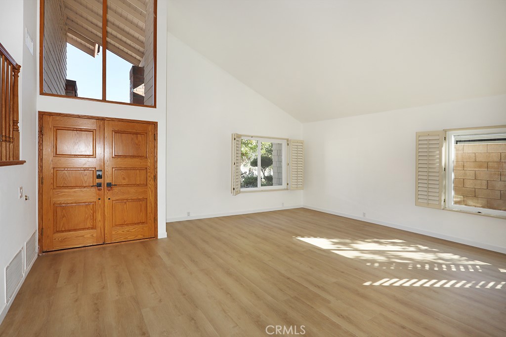 21161 Poston Lane Huntington Beach, CA 92646 - Photo 5 of 55