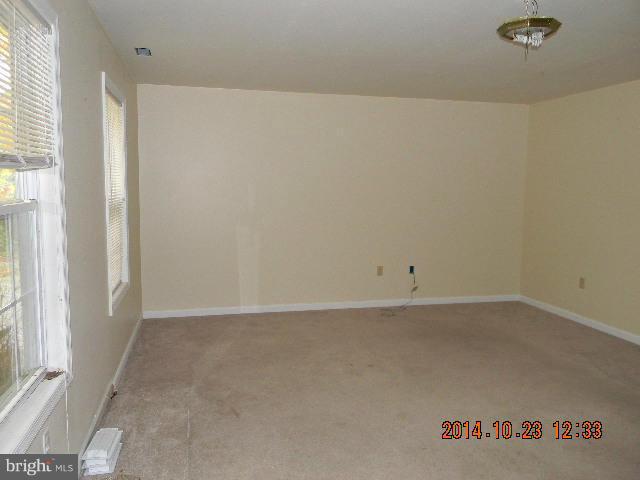 6602 Harmony Road Preston, MD 21655 - Photo 4 of 16 Living Room