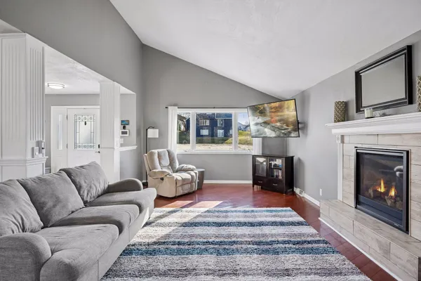 $575,000 | 3439 Hall Avenue Southeast, Buffalo, MN 55313