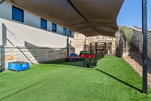 $3,500 | 117 Beneteau Drive, Unit 76, Lakeway, TX 78738