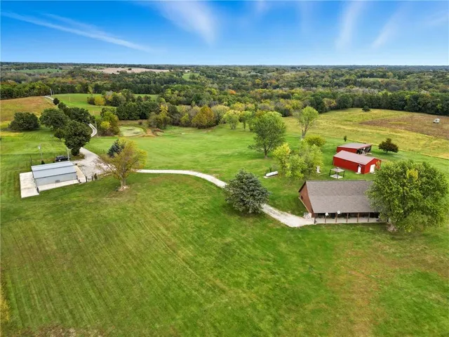 $1,050,000 | 40298 East 208th Street, Polo, MO 64671