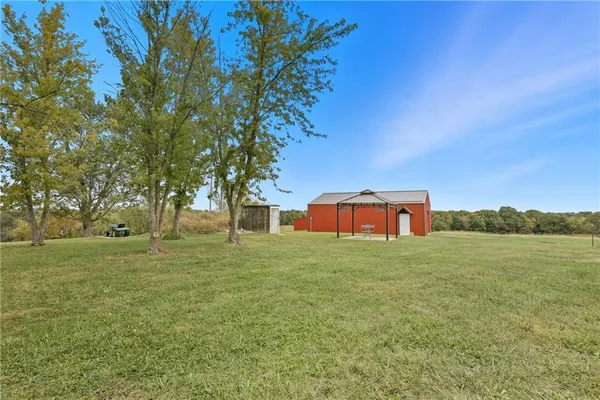 $1,050,000 | 40298 East 208th Street, Polo, MO 64671