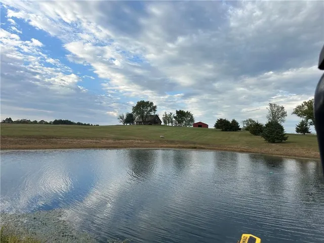 $1,050,000 | 40298 East 208th Street, Polo, MO 64671