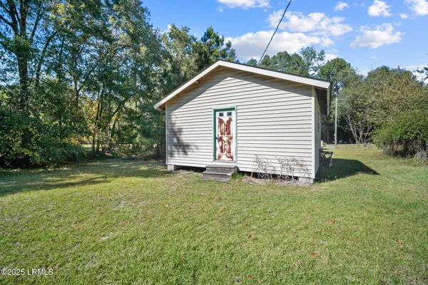 $300,000 | 314 Langfordville Road, Ridgeland, SC 29936