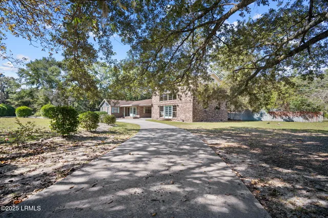 $360,000 | 314 Langfordville Road, Ridgeland, SC 29936