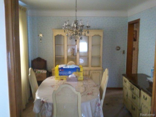 5152 Chase Road Dearborn, MI 48126 - Photo 3 of 15 DINING RM.jpg