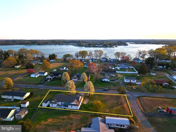$449,900 | 241 Potomac Lane, Colonial Beach, VA 22443