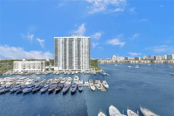 $415,000 | 17211 Biscayne Boulevard, North Miami Beach, FL 33160