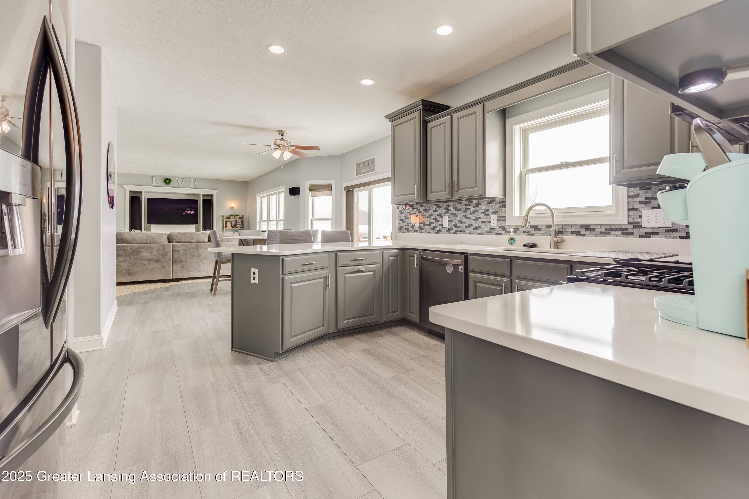 11775 South Francis Road Dewitt, MI 48820 - Photo 17 of 47 11775_Francis_INTERIOR_EVAN-13