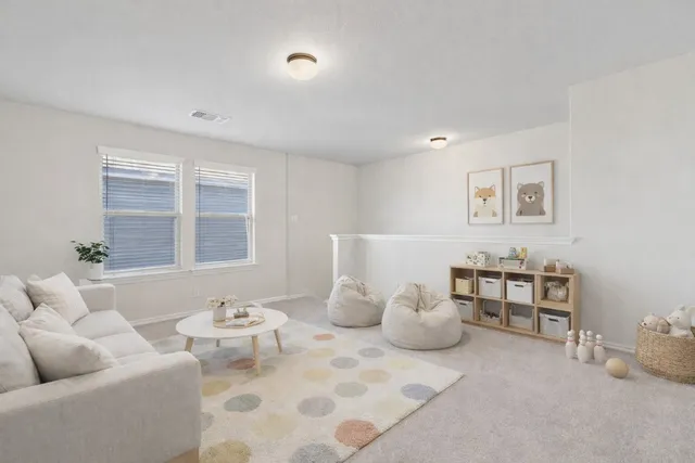 $2,550 | 332 Spotted Rail Ridge, Leander, TX 78641