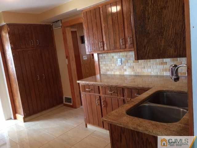 2021 Oak Tree Road Edison, NJ 08820 - Photo 2 of 7